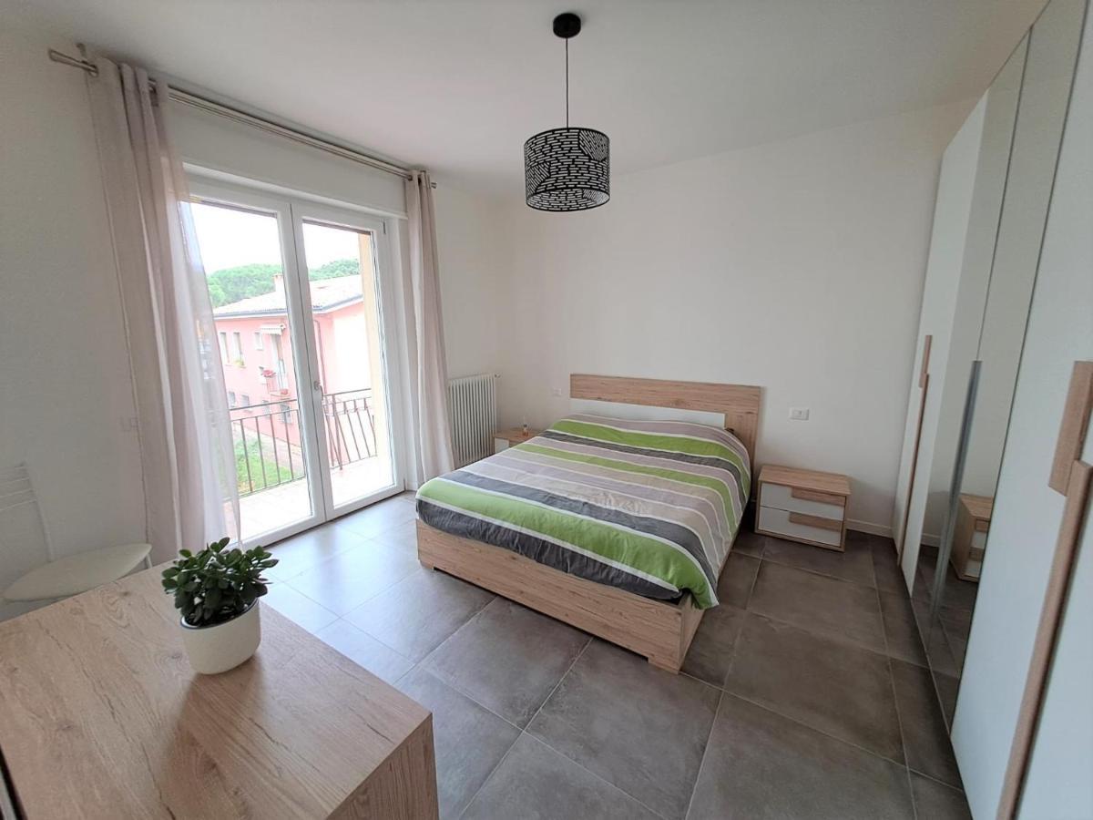 Lux Family Apartment Бардолино Экстерьер фото