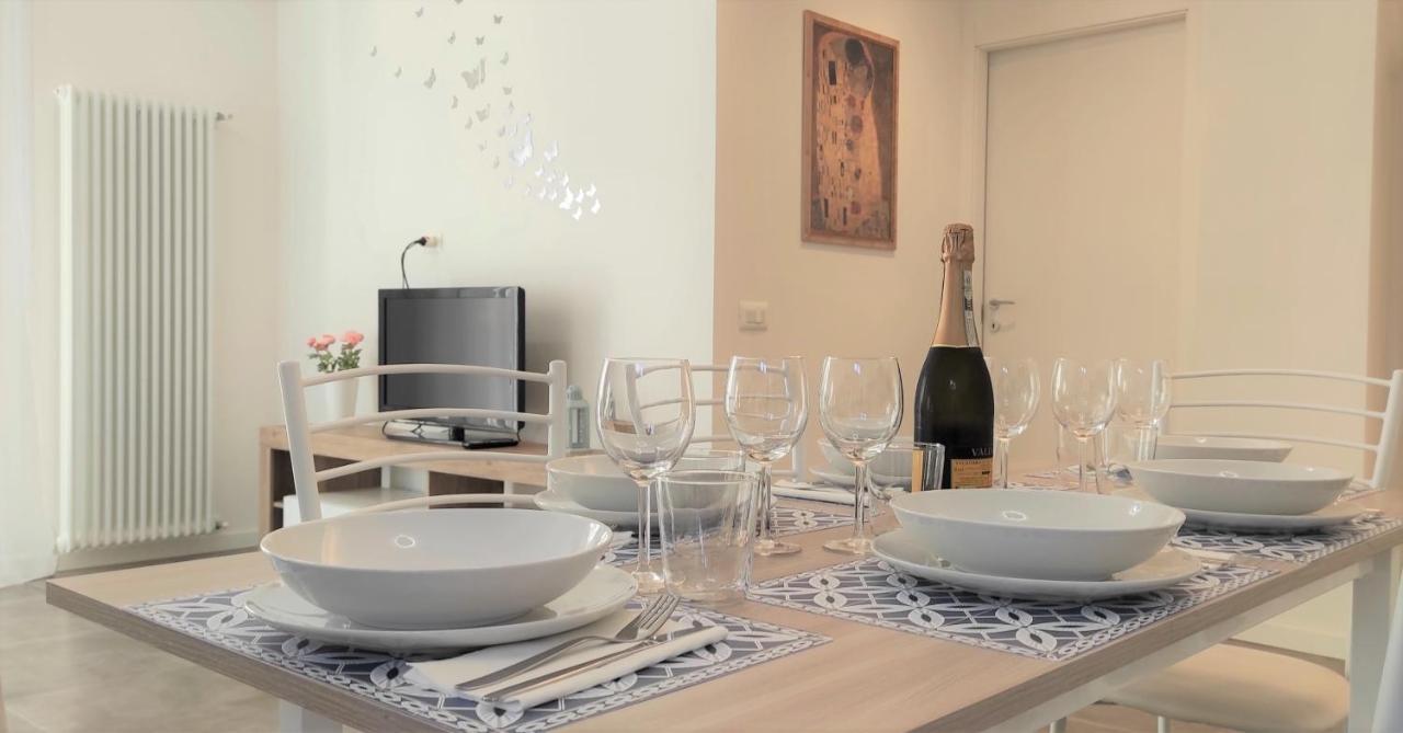 Lux Family Apartment Бардолино Экстерьер фото