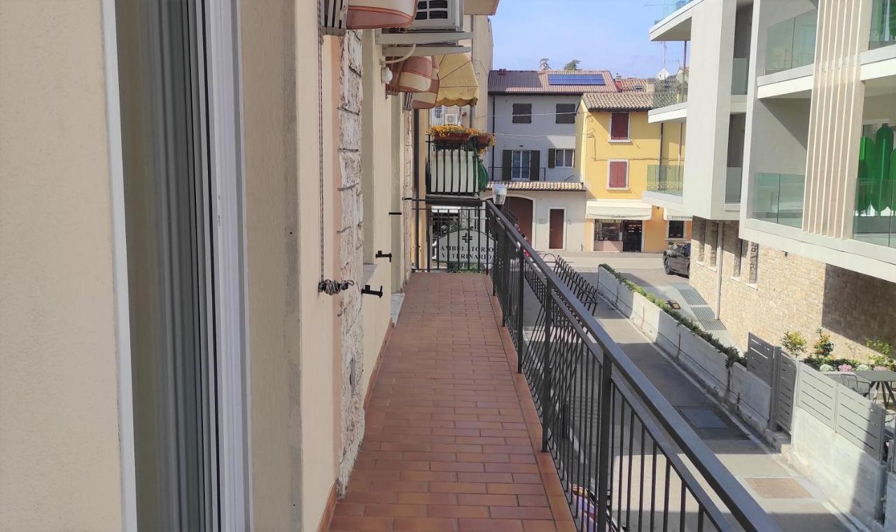 Lux Family Apartment Бардолино Экстерьер фото