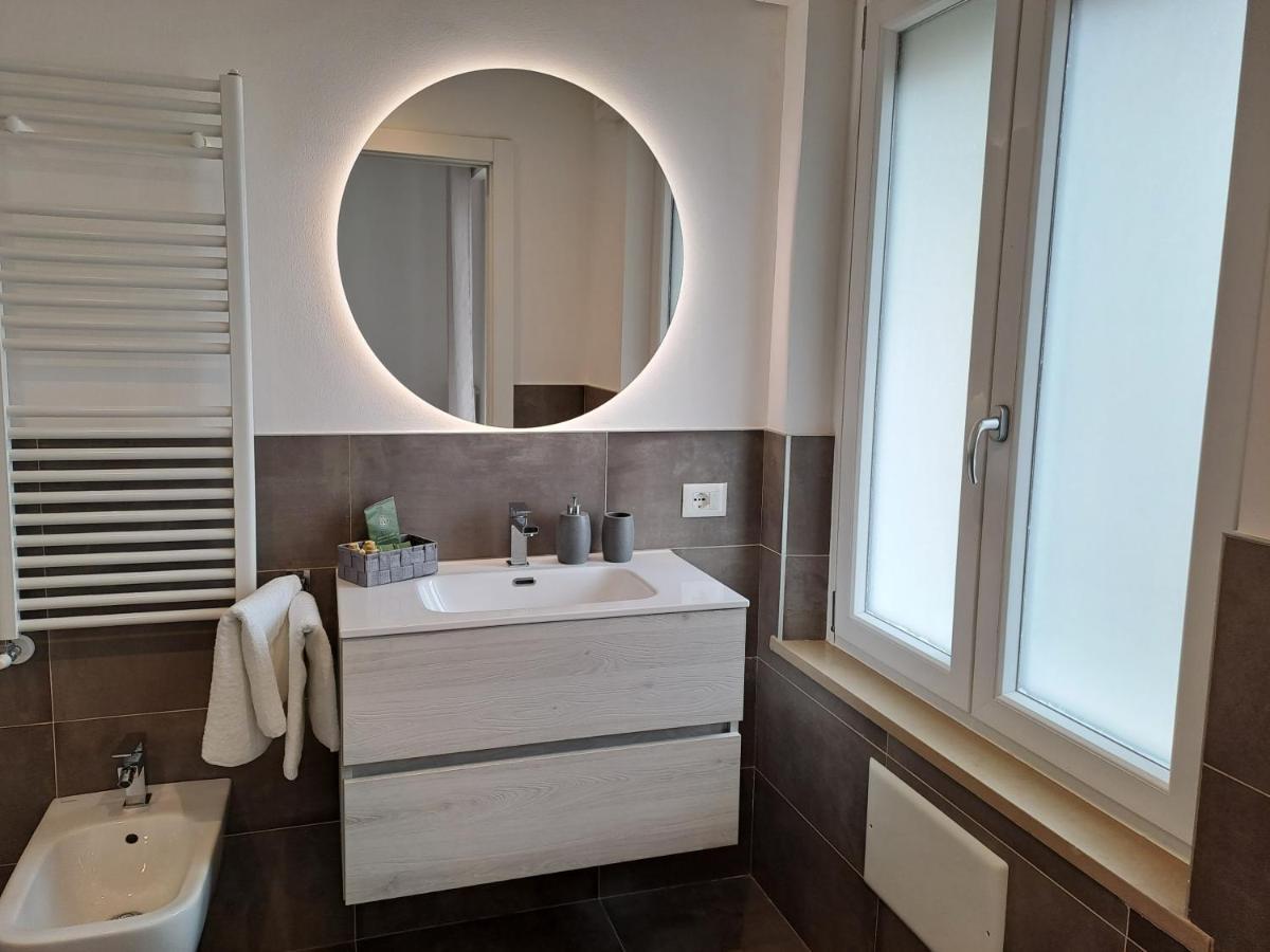 Lux Family Apartment Бардолино Экстерьер фото